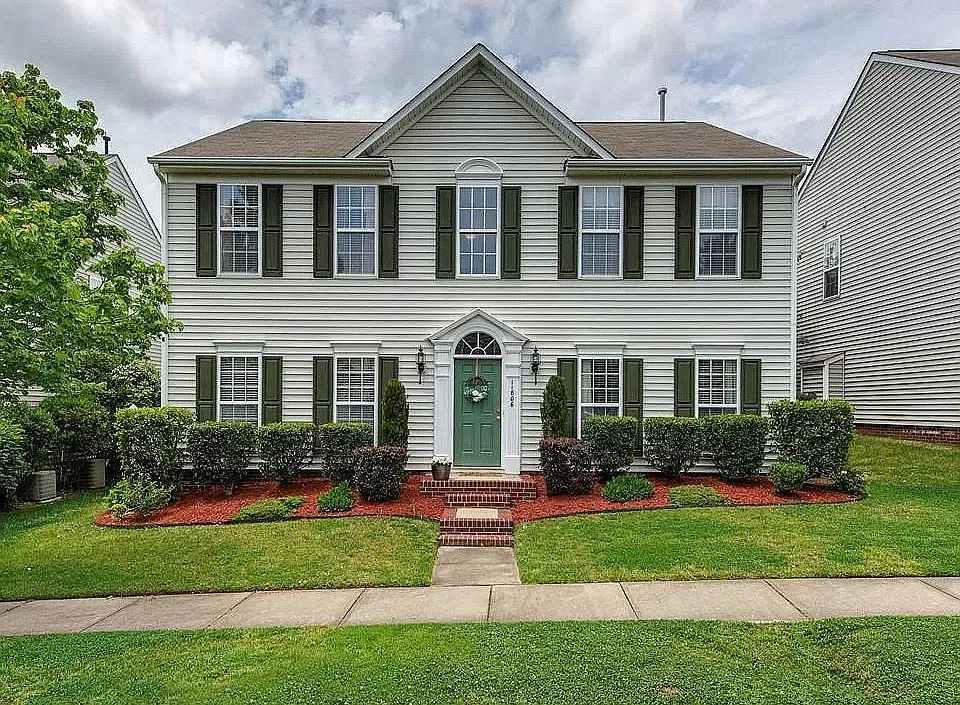 11806 Royal Castle Ct