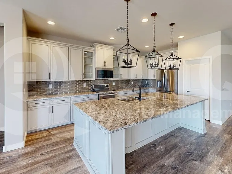 11818 N Silverscape Dr — Photo 4