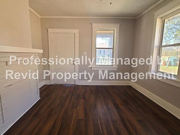 5th image of 1590 Cameron St #1590