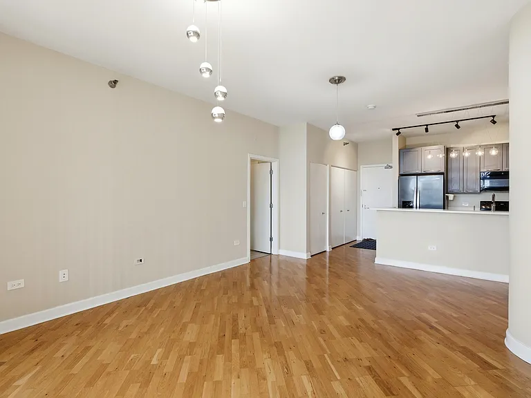 1322 S Prairie Ave #408 — Photo 27