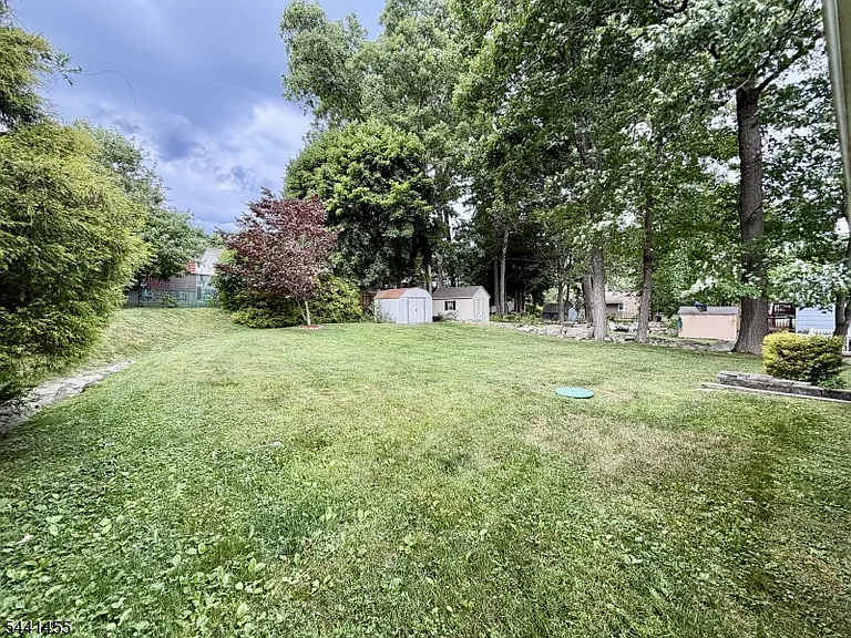 37 Georgia Ave — Photo 2