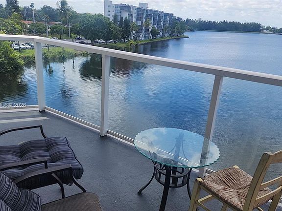 4th image of 1301 NE Miami Gardens Dr APT 505W