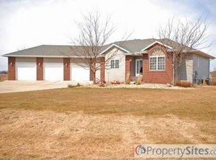27316 Ridgeway Rd, Harrisburg, SD 57032
