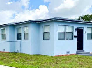 98 SW 5th Ave, Dania, FL 33004