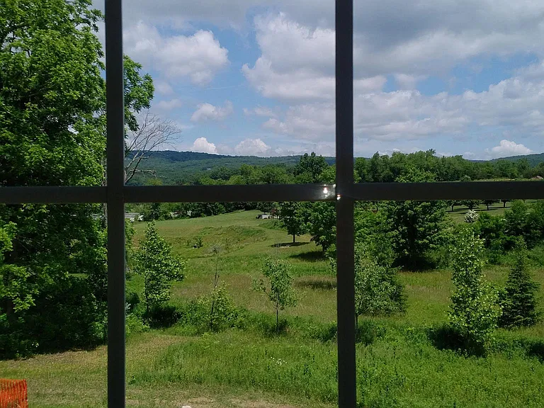 112 Oak Meadow Ln — Photo 25