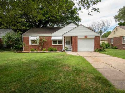 815 S Drury Ln, Wichita, KS, 67207