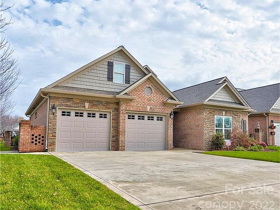 3rd image of 112 Haley Reanna Ct