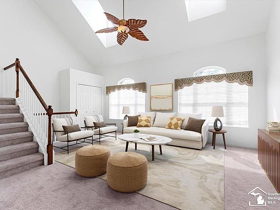 5th image of 2767 Riverside Dr