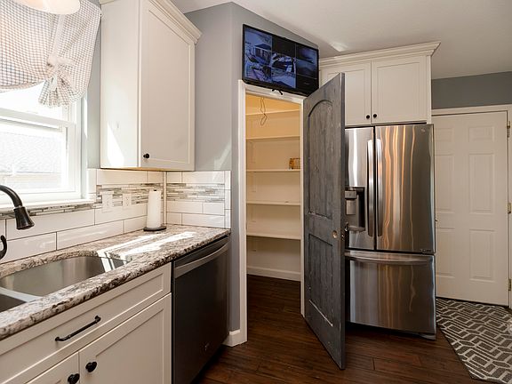 5th image of 5412 E Thompson Rd