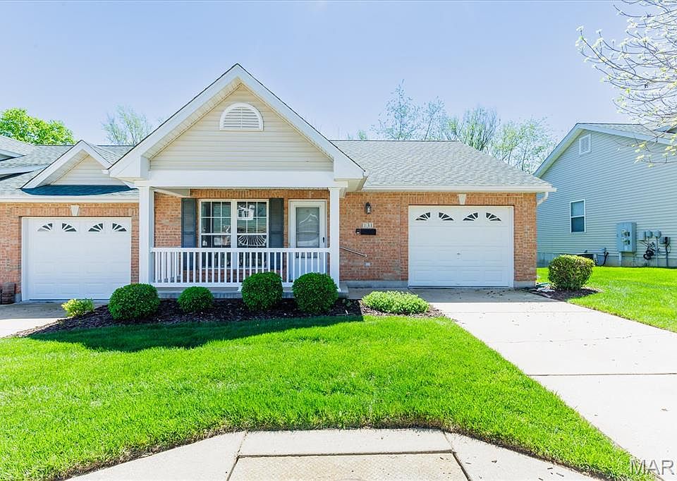 1st image of 131 Green Gables Dr