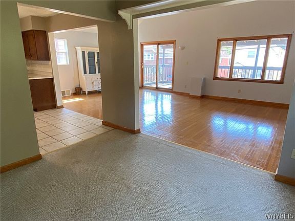 4th image of 1398 Electric Ave