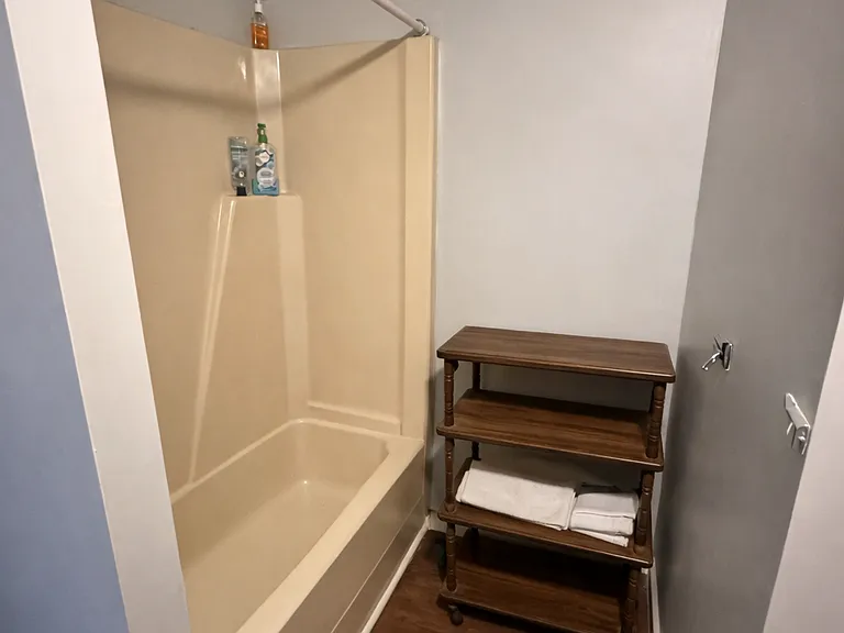 2519 Genesee St #3 — Photo 5