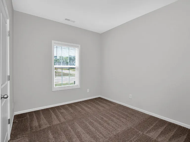 2346 Spinning Wheel Rd — Photo 32