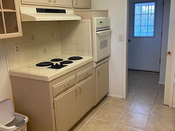 3rd image of 9901 W Crosby Cir S