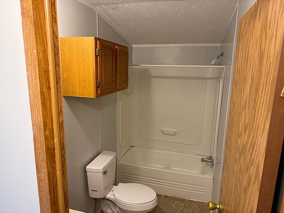 4th image of 3251 S Adrian Hwy #13
