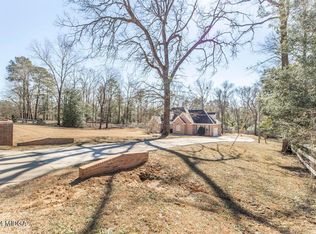6990 S Rogers Rd, Lizella, GA 31052