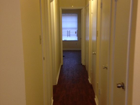 4th image of 613 McWhirter Ave