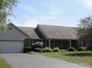 3127 W Birdsong Dr, Greenfield, IN 46140
