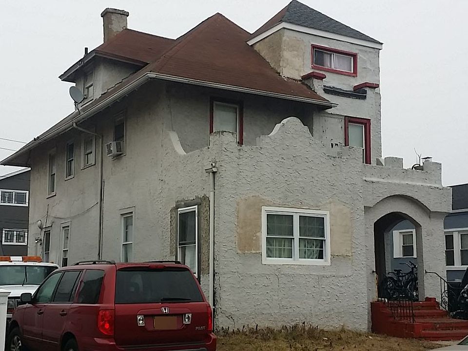 1st image of 43 E Hudson St