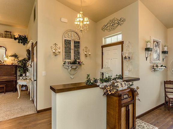 5th image of 7409 N Fairborne Ln