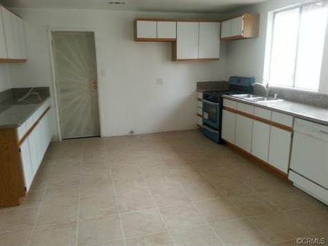 5th image of 11415 Painter Ave