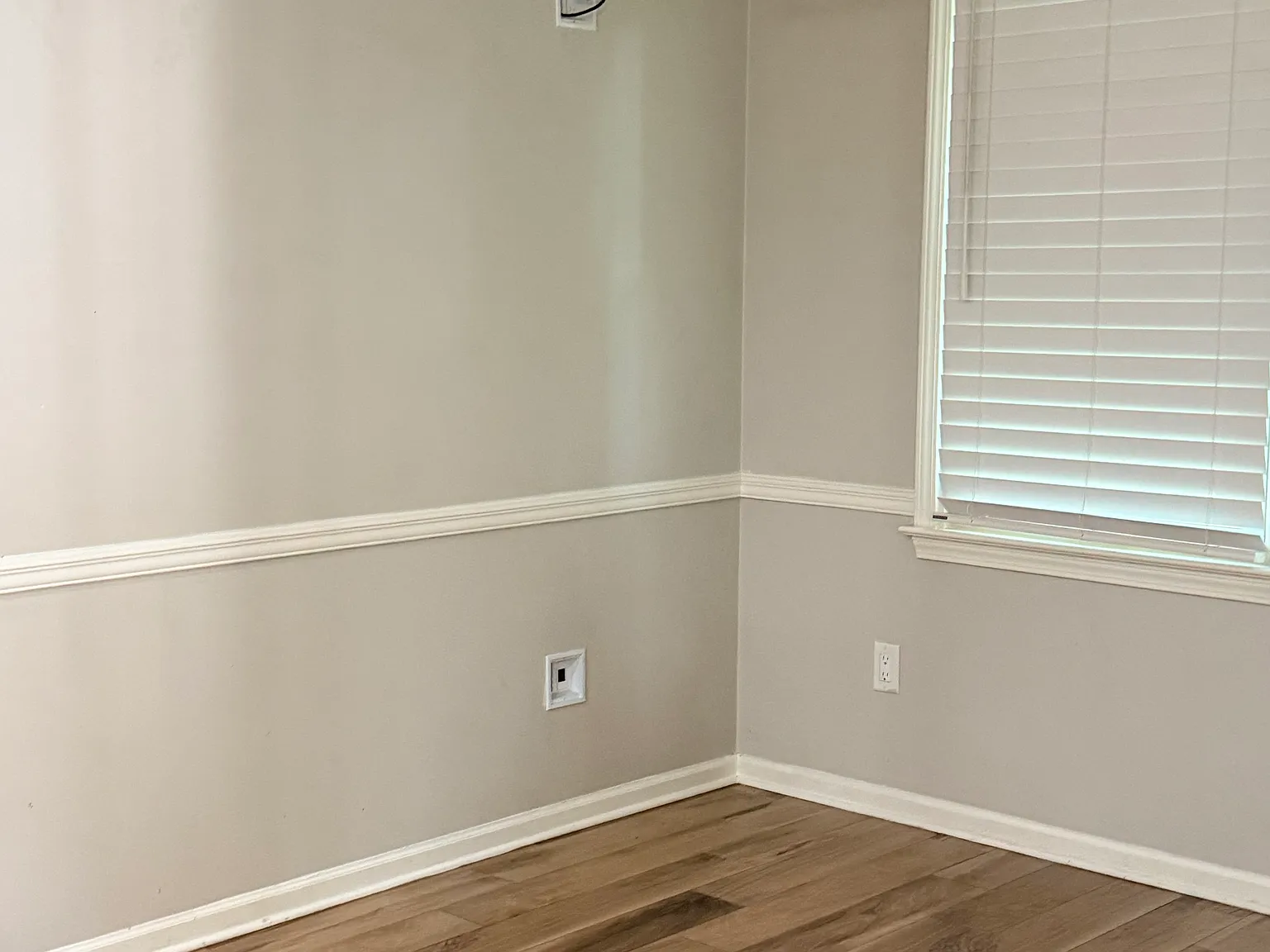 3 bed, 1973 sqft, $2,500 — Photo 3
