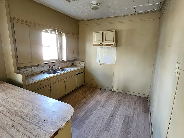 1002 Louisiana Ave — Photo 12