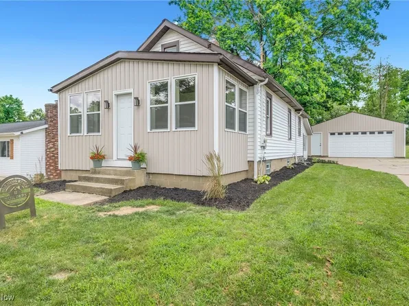 2332 Cooledge Ave, Akron, OH 44305