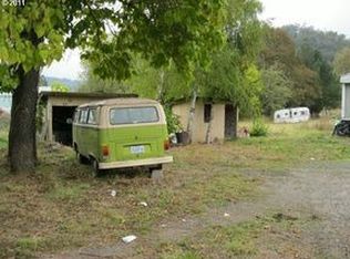 579 Glengary Loop Rd, Roseburg, OR 97470