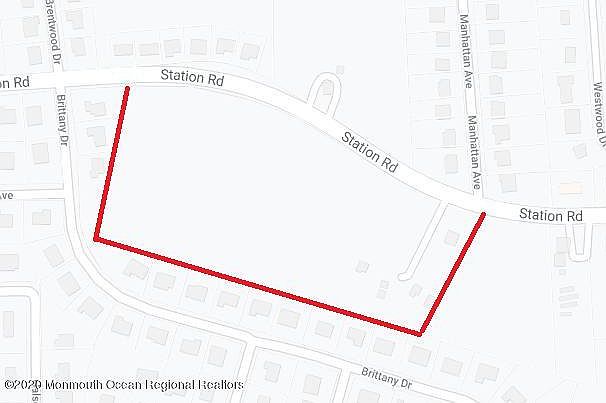 2nd image of 99 Station Rd