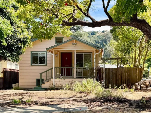 7636 Circle Hill Dr, Oakland, CA 94605