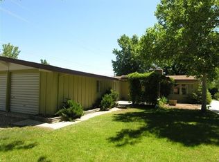 210 Mesquite Rd, Bishop, CA 93514