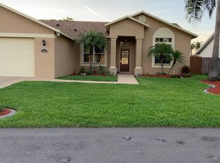 10647 Magrath Ln, New Port Richey, FL 34654