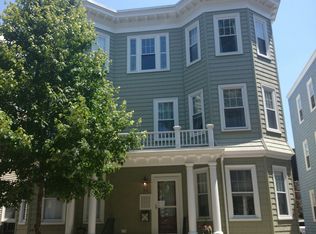 11 Ticknor St, South Boston, MA 02127