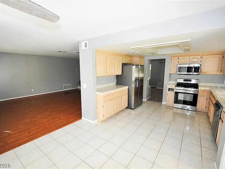 5432 Royal Vista Ln — Photo 15