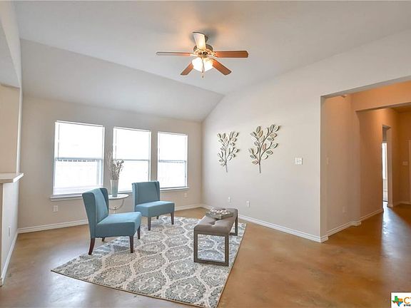 5th image of 4105 Cambridge Dr