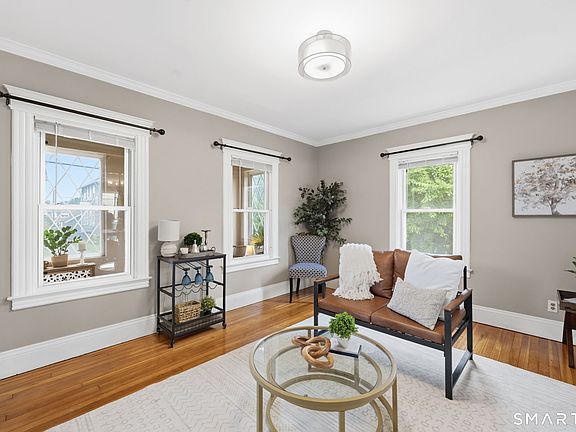 4th image of 53 Troy Street