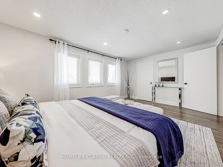 56 Gray Cres #MAIN 2ND FLOOR — Photo 18