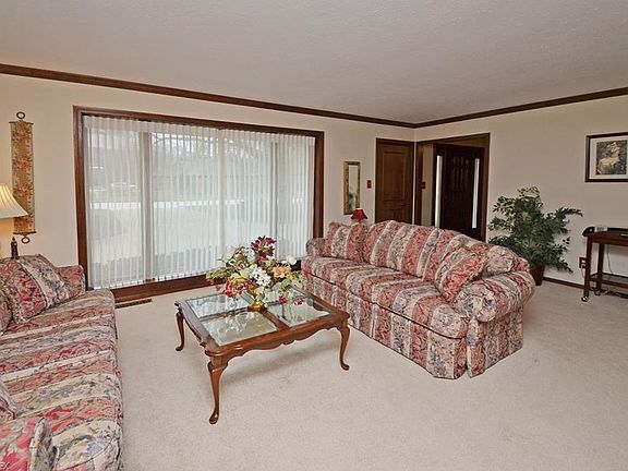 5th image of 491 Bracken Way