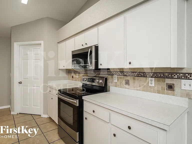 835 Summer Glen Dr — Photo 6