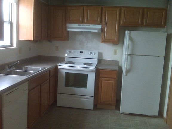 4th image of 2181 Hughey Dr