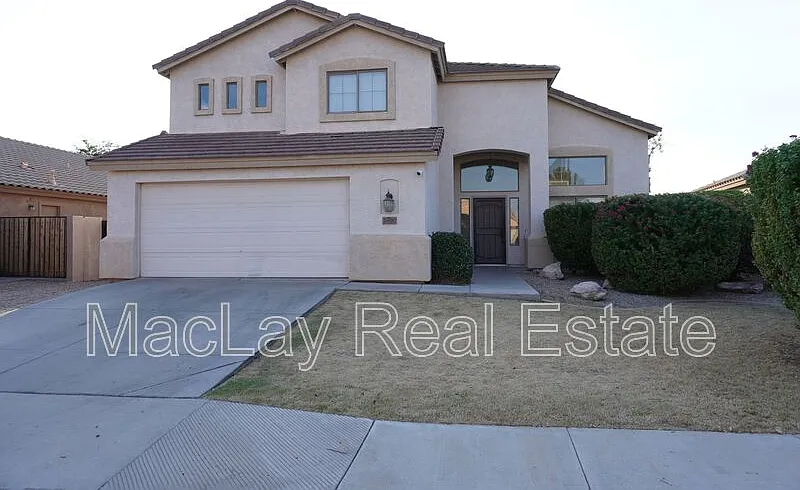 2600 S Holguin Way