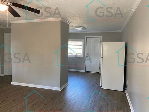 4th image of 15 Badger St #1