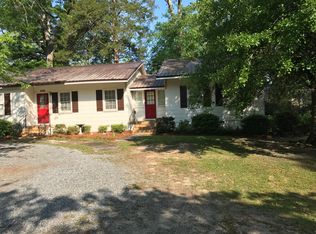 201 8th Ave, Eastman, GA 31023