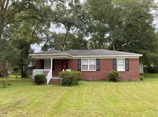 505 Warren St, Walterboro, SC 29488