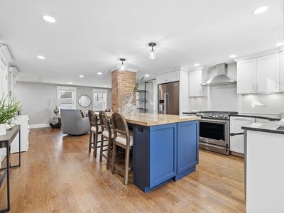 19 Linden St, South Boston, MA, 02127