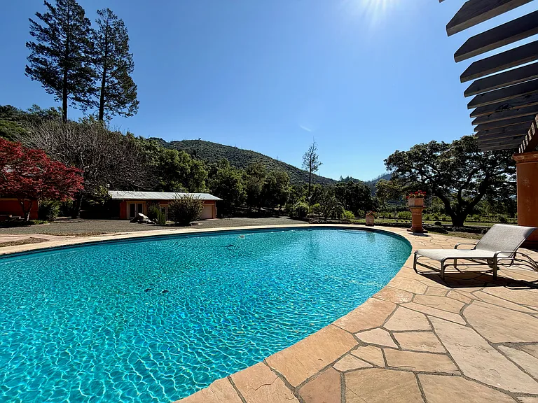 321 Dutch Henry Canyon Rd — Photo 40