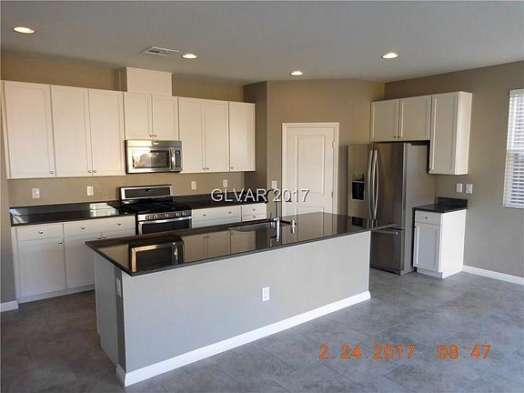 2nd image of 9236 Heliotrope Dr