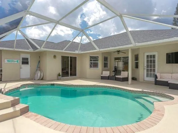 4920 48th Pl, Vero Beach, FL 32967