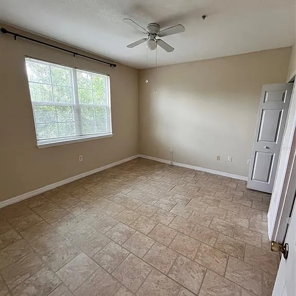 6685 Queens Borough Ave #306 — Photo 7